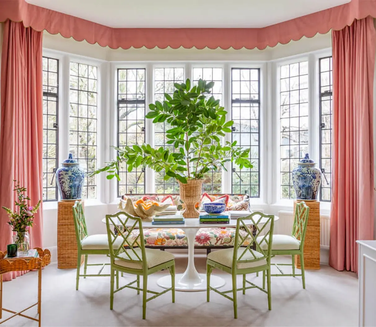 A Holland Park sitting room dressed with bespoke Chatelaine soft furnishings